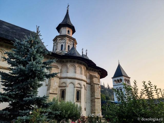 Biserica Mănăstirii Putna – prima ctitorie a Sfântului Ștefan cel Mare