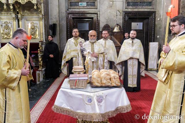 Priveghere în cinstea Sfântului Ierarh Andrei Criteanul la Catedrala Mitropolitană din Iași