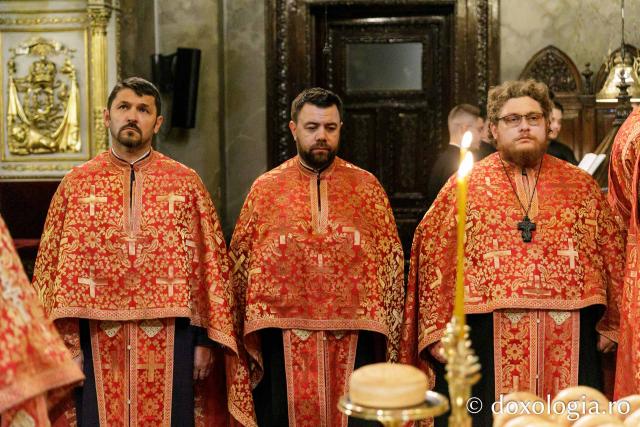 Priveghere în cinstea Sfântului Gheorghe la Catedrala Mitropolitană din Iași