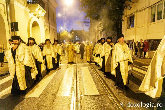 (Foto) Ieșenii, pelerini pe Calea Sfinților