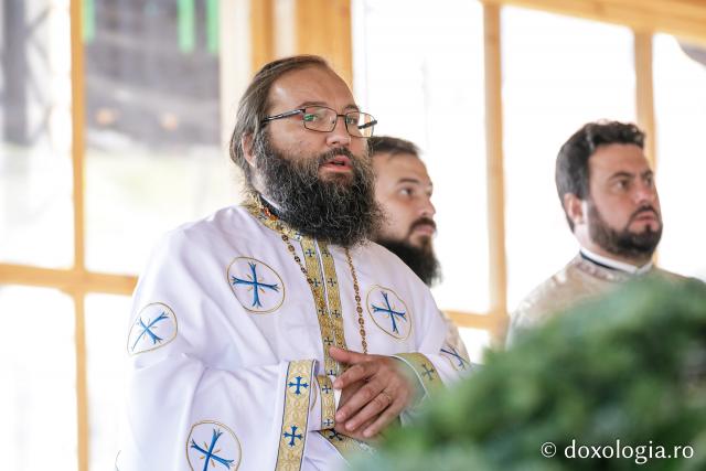 (Foto) Resfințirea Bisericii „Sfântul Arhidiacon Ștefan” Țicău, Iași