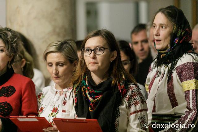 (Foto) Policlinica și Spitalul „Providența” – Colindători la Reședința Mitropolitană 2023