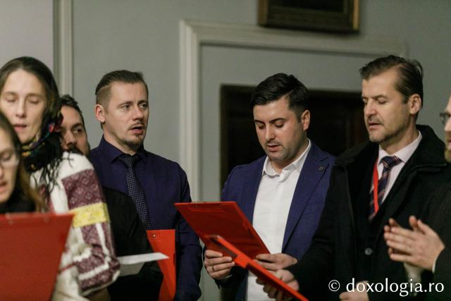 (Foto) Policlinica și Spitalul „Providența” – Colindători la Reședința Mitropolitană 2023