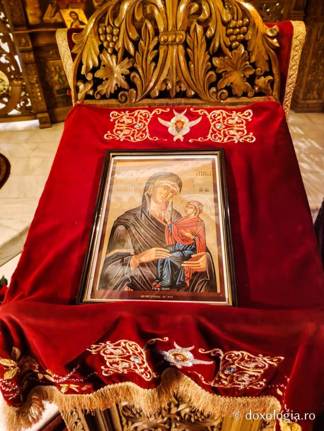Icoana Sfânta Ana - Mănăstirea Pângărați