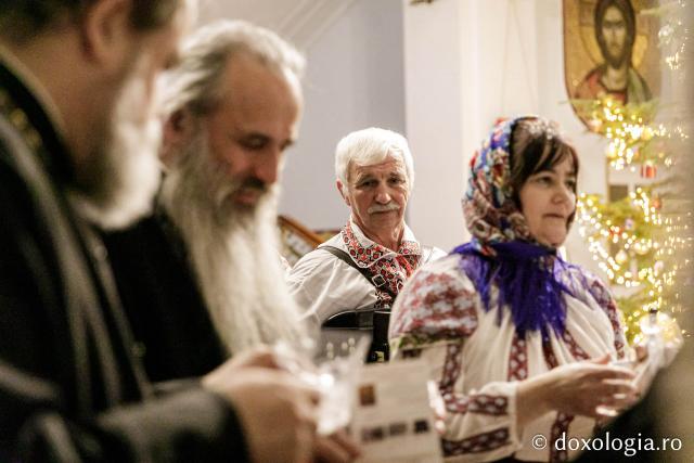 (Foto) Parohia Bogheni, Republica Moldova – Colindători la Reședința Mitropolitană 2023
