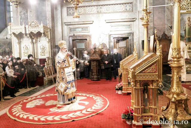 (Foto) Prăznuirea Sfinților Trei Ierarhi la Catedrala Mitropolitană din Iași – 2024