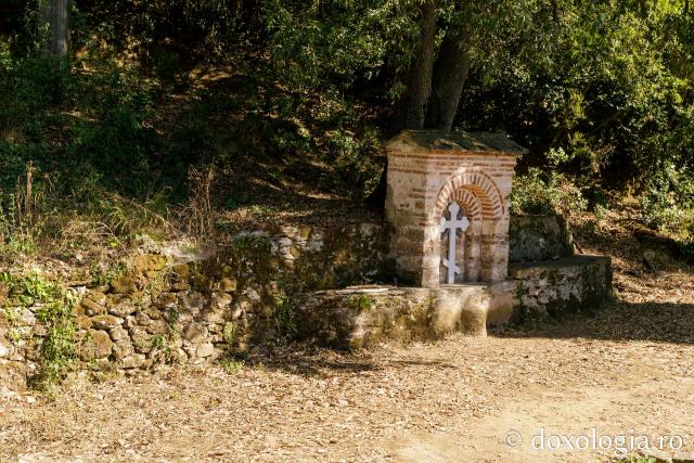 (Foto) Pași de pelerin la Mănăstirea Hilandar – Athos