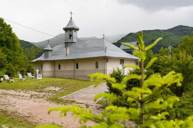 Schitul Capșa