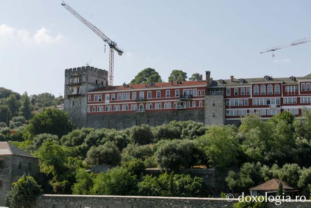Călătorie pe mare în partea de nord-est a Sfântului Munte Athos