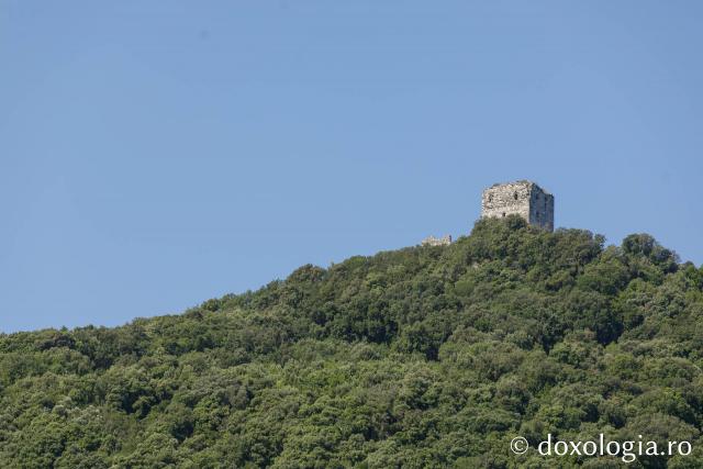 Călătorie pe mare în partea de nord-est a Sfântului Munte Athos