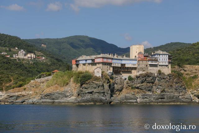 Călătorie pe mare în partea de nord-est a Sfântului Munte Athos