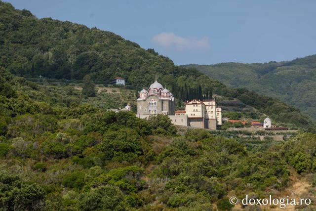 Călătorie pe mare în partea de nord-est a Sfântului Munte Athos