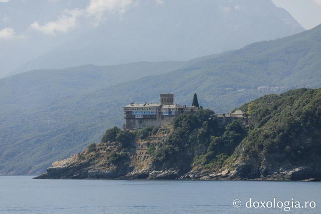Călătorie pe mare în partea de nord-est a Sfântului Munte Athos