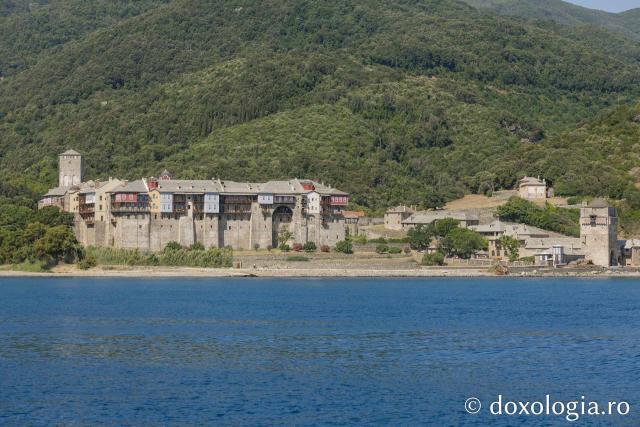 Călătorie pe mare în partea de nord-est a Sfântului Munte Athos