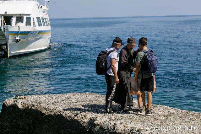 Călătorie pe mare în partea de nord-est a Sfântului Munte Athos