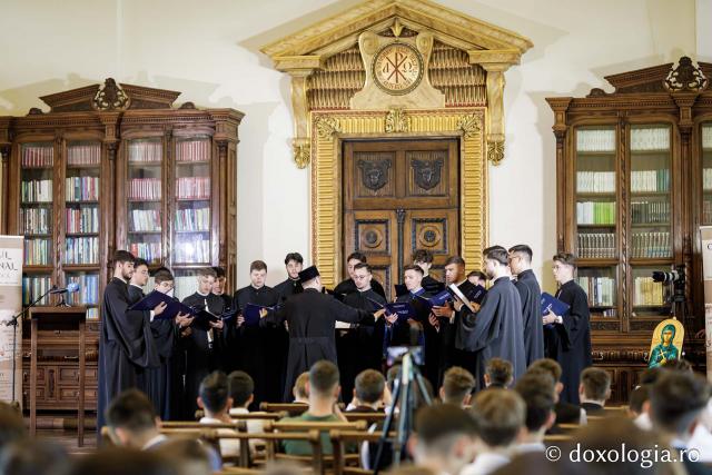 (Foto) Concursul Național de Muzică Psaltică pentru Seminariile și Liceele Teologice Ortodoxe