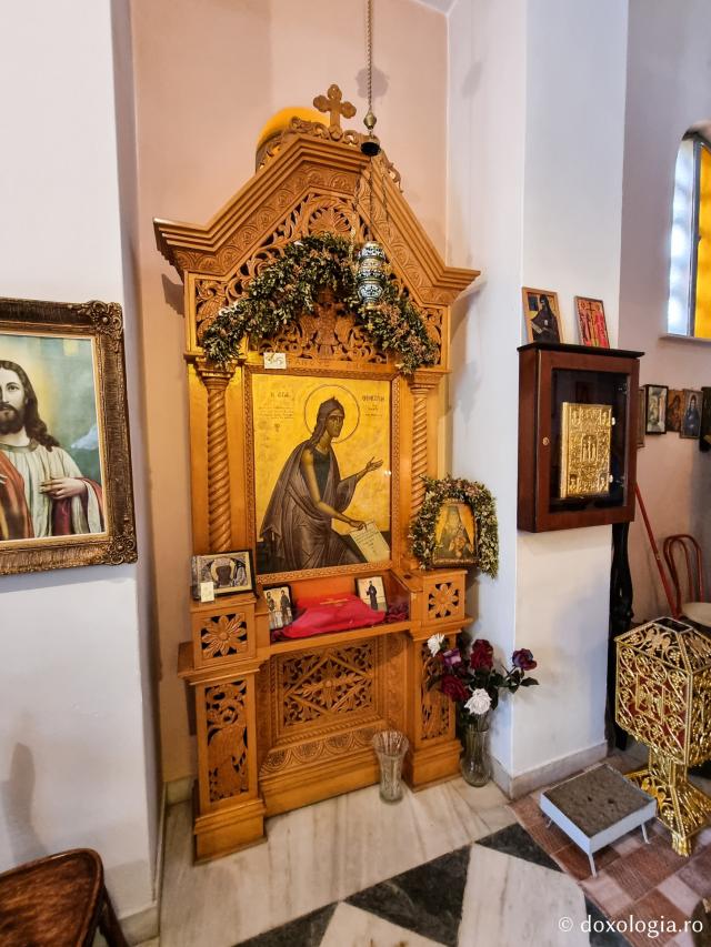 Sfânta Cuvioasă Teoctista - Pași de pelerin la Biserica „Sfânta Cuvioasă Teoctista” din Molivos, Insula Lesvos
