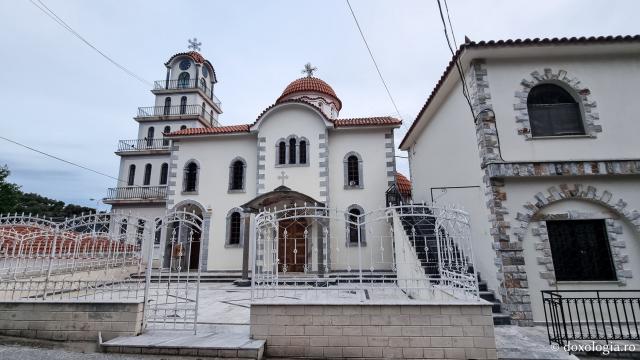 Biserica Sfânta Maria-Magdalena - Colina Karyes – colina sfinților martiri Rafail, Nicole și Irina din Insula Lesvos