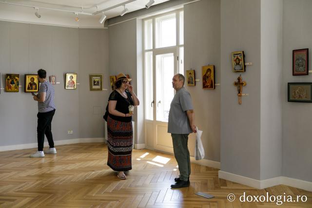 A doua ediție a expoziției de icoane „Veronica” la Iași