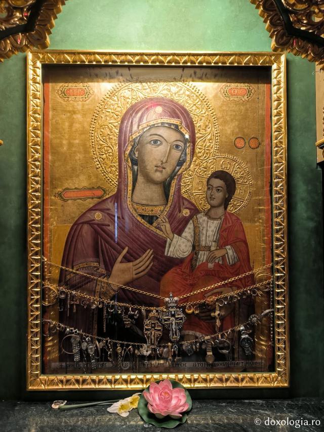 Acasă la Sfântul Cuvios Visarion Korkoliakos – Mănăstirea Agaton din Grecia