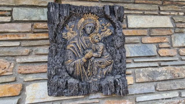 Maica Domnului - Mănăstirea „Înălțarea Domnului” – Sipsa, Grecia