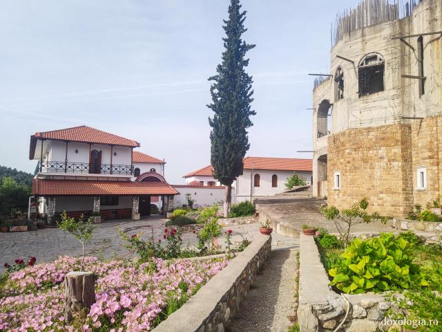 Mănăstirea „Sfinții Mucenici Chiric și Iulita” – Sidirokastro, Grecia