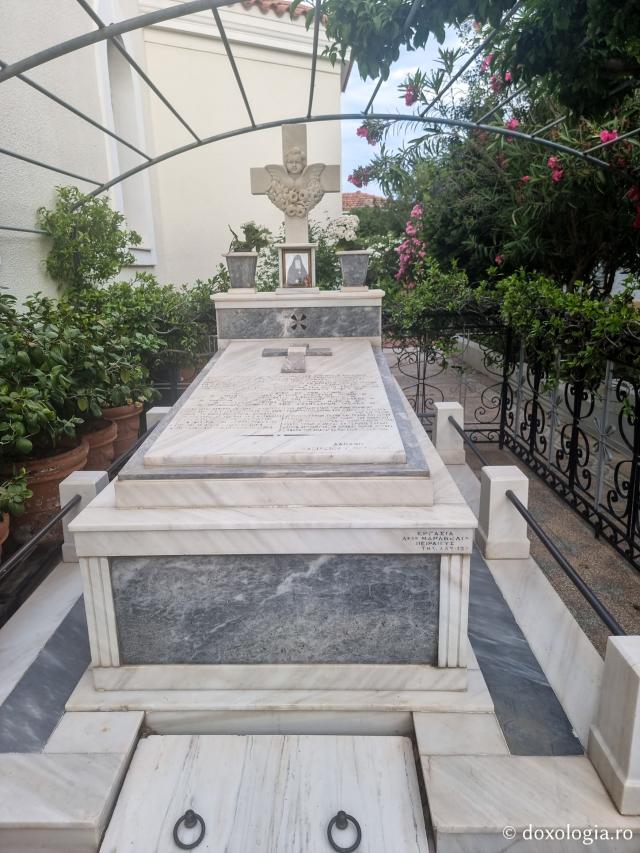 Mormântul Sfântului Cuvios Antim din Chios