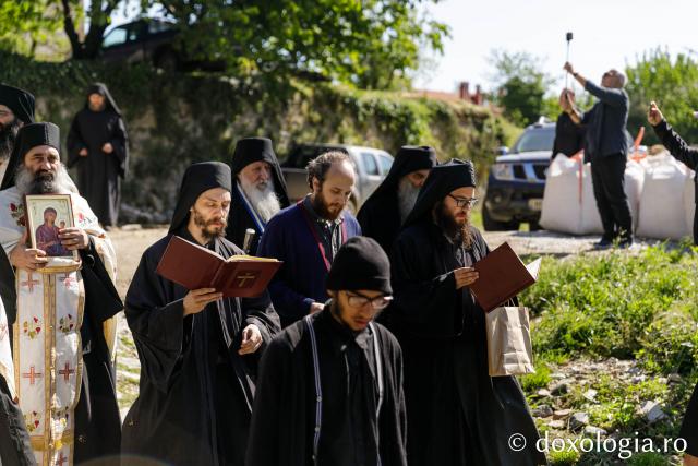 Procesiunea cu icoana Maicii Domnului „Axion Estin” – 2024