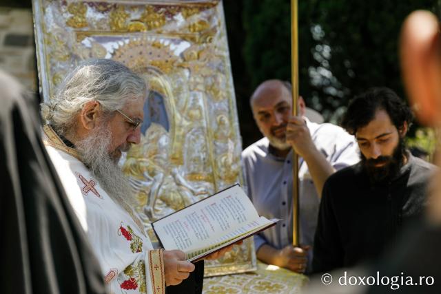 Procesiunea cu icoana Maicii Domnului „Axion Estin” – 2024