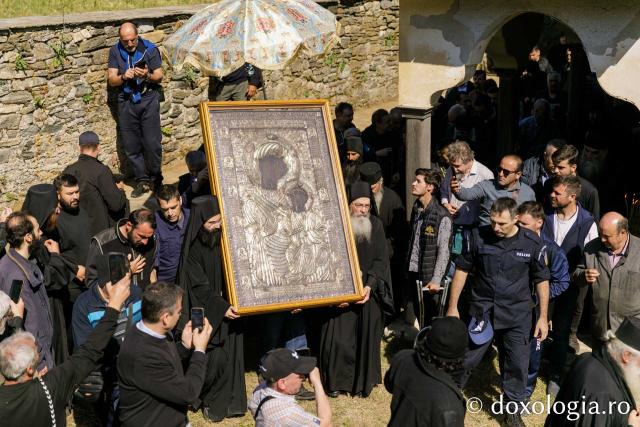 Procesiunea cu icoana Maicii Domnului „Portărița”