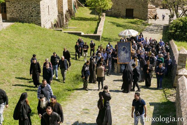 Procesiunea cu icoana Maicii Domnului „Portărița”