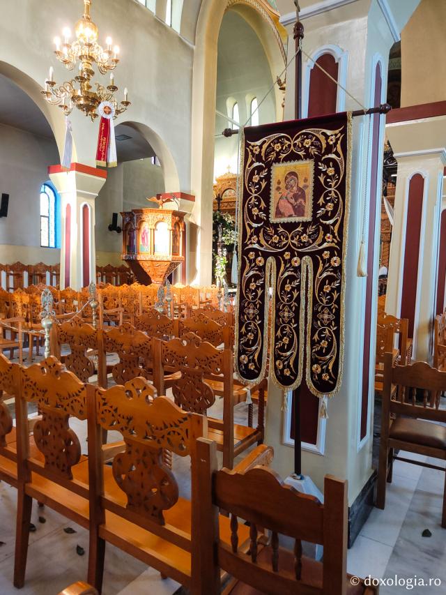 Pași de pelerin la moaștele Sfântului Ierarh Grigorie Teologul în Nea Karvali, Grecia