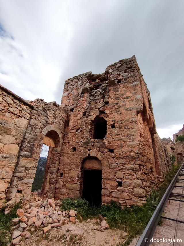 Anavatos – localitatea bizantină din Insula Chios abandonată în urma masacrului din 1822