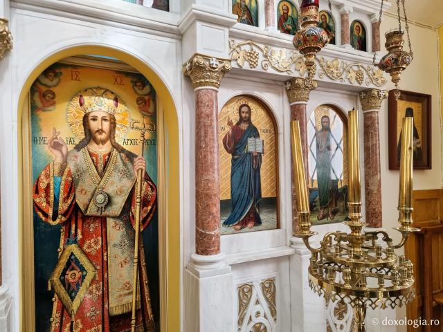 Pași de pelerin la Mănăstirea „Sfinților Părinți” din Insula Chios, Grecia