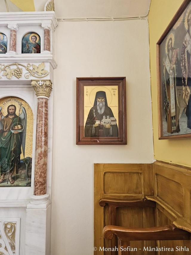 Katholikonul Mănăstirii „Sfinților Părinți” din Insula Chios, Grecia / Foto: Monah Sofian - Mănăstirea Sihla Katholikonul Mănăstirii „Sfinților Părinți” din Insula Chios, Grecia