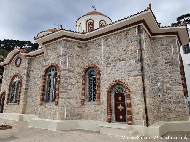 Katholikonul Mănăstirii „Sfinților Părinți” din Insula Chios, Grecia