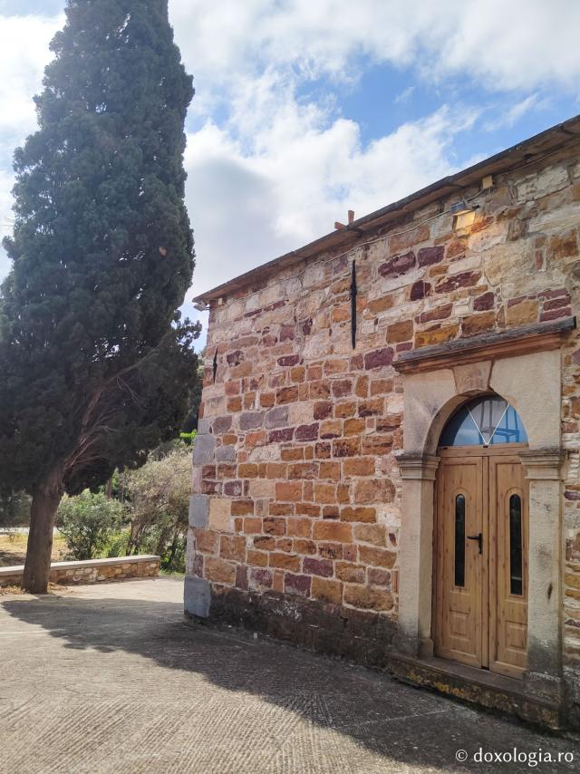 Locul martiriului Sfântului Isidor din Chios - Biserica Sfântului Mucenic din Neochori
