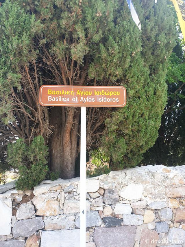 Biserica paleocreștină din Chios unde au fost înmormântați Sfântul Mucenic Isidor și Sfânta Muceniță Miropi Biserica paleocreștină din Chios unde au fost înmormântați Sfântul Mucenic Isidor și Sfânta Muceniță Miropi