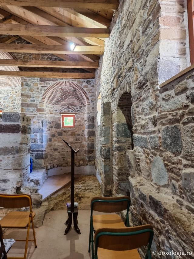 Biserica paleocreștină din Chios unde au fost înmormântați Sfântul Mucenic Isidor și Sfânta Muceniță Miropi / Foto: Magda Buftea Biserica paleocreștină din Chios unde au fost înmormântați Sfântul Mucenic Isidor și Sfânta Muceniță Miropi