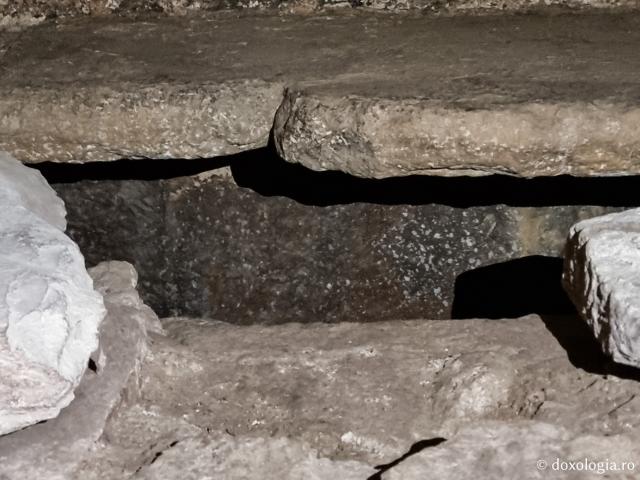 Cripta unde au fost înmormântați Sfinții Isidor și Miropi - Biserica paleocreștină din Chios unde au fost înmormântați Sfântul Mucenic Isidor și Sfânta Muceniță Miropi