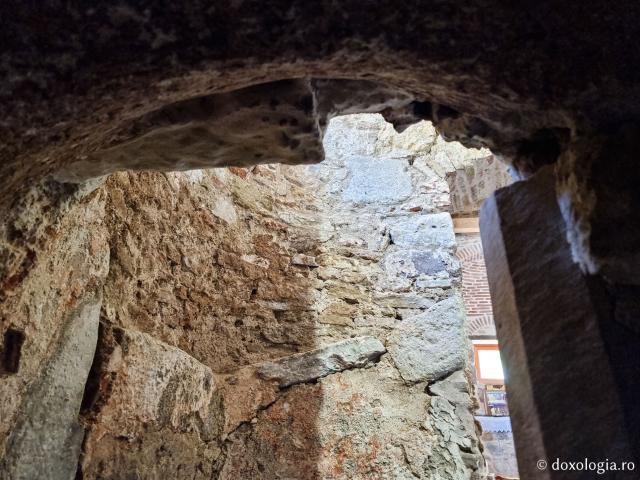 Biserica paleocreștină din Chios unde au fost înmormântați Sfântul Mucenic Isidor și Sfânta Muceniță Miropi