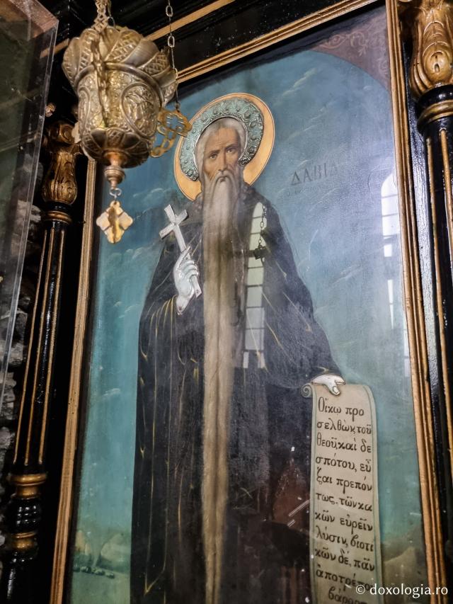 Sfântul Cuvios David din Tesalonic - Biserica Osios David din Tesalonic –  renumită pentru mozaicul din absida centrală ce reprezintă Vedenia lui Iezechiel
