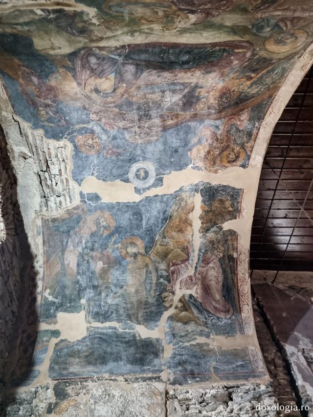 Biserica Osios David din Tesalonic – renumită pentru mozaicul din absida centrală ce reprezintă Vedenia lui Iezechiel / Foto: Magda Buftea Biserica Osios David din Tesalonic – renumită pentru mozaicul din absida centrală ce reprezintă Vedenia lui Iezechiel