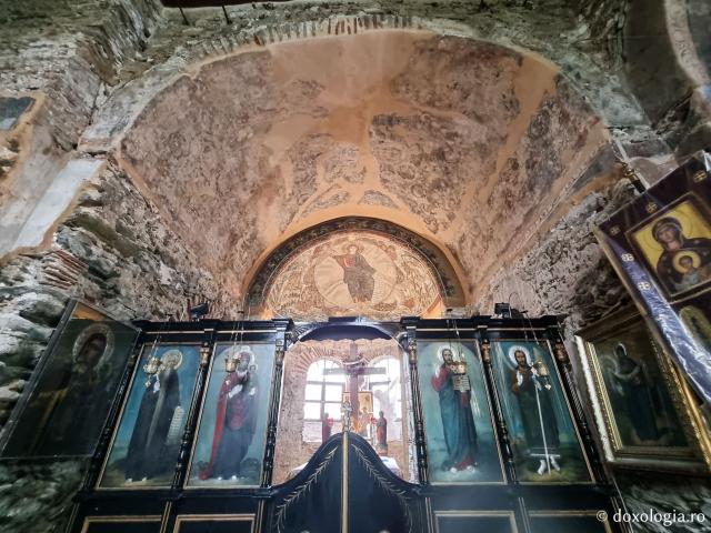 Biserica Osios David din Tesalonic – renumită pentru mozaicul din absida centrală ce reprezintă Vedenia lui Iezechiel / Foto: Magda Buftea Biserica Osios David din Tesalonic – renumită pentru mozaicul din absida centrală ce reprezintă Vedenia lui Iezechiel