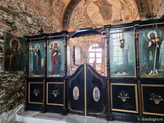 Biserica Osios David din Tesalonic – renumită pentru mozaicul din absida centrală ce reprezintă Vedenia lui Iezechiel / Foto: Magda Buftea Biserica Osios David din Tesalonic – renumită pentru mozaicul din absida centrală ce reprezintă Vedenia lui Iezechiel