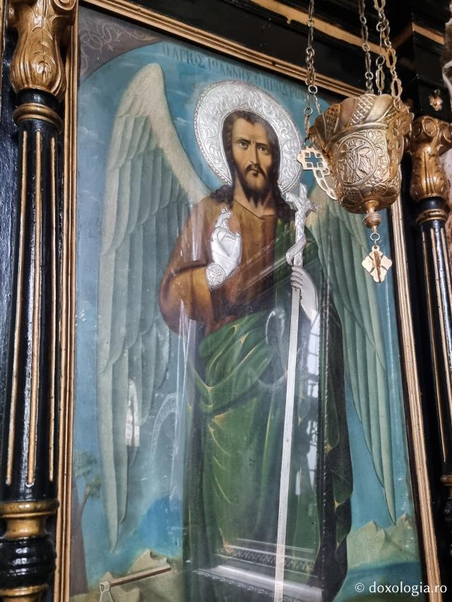 Biserica Osios David din Tesalonic – renumită pentru mozaicul din absida centrală ce reprezintă Vedenia lui Iezechiel / Foto: Magda Buftea Sfâantul Ioan Botezătorul - Biserica Osios David din Tesalonic – renumită pentru mozaicul din absida centrală ce reprezintă Vedenia lui Iezechiel