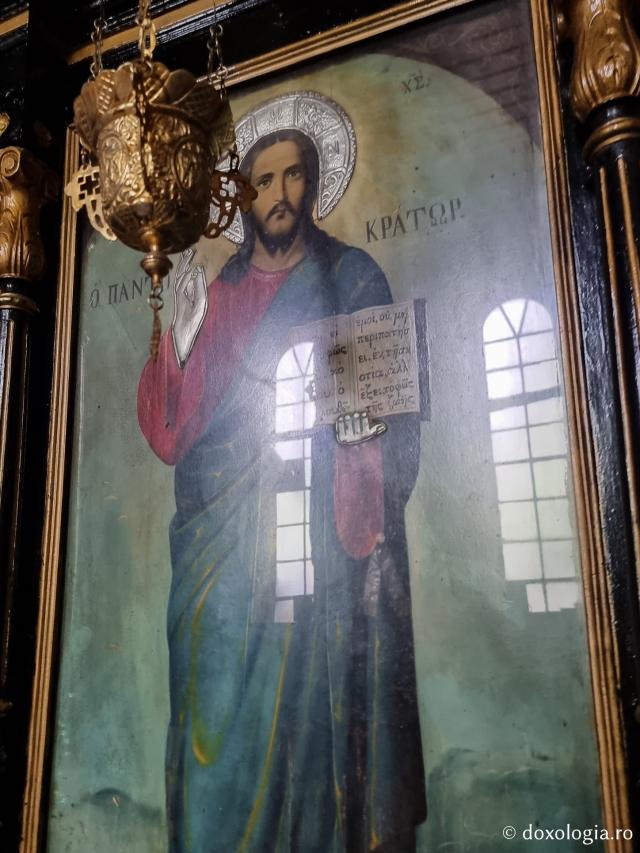 Biserica Osios David din Tesalonic – renumită pentru mozaicul din absida centrală ce reprezintă Vedenia lui Iezechiel / Foto: Magda Buftea Mântuitorul Iisus Hristos - Biserica Osios David din Tesalonic – renumită pentru mozaicul din absida centrală ce reprezintă Vedenia lui Iezechiel