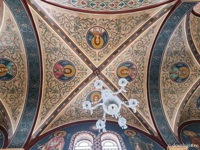 Biserica „Sfântul Ioan Teologul” din Chios