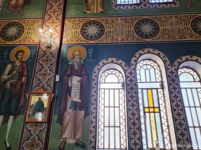 Biserica „Sfântul Ioan Teologul” din Chios