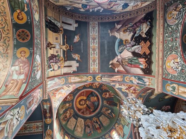 Biserica „Sfântul Ioan Teologul” din Chios
